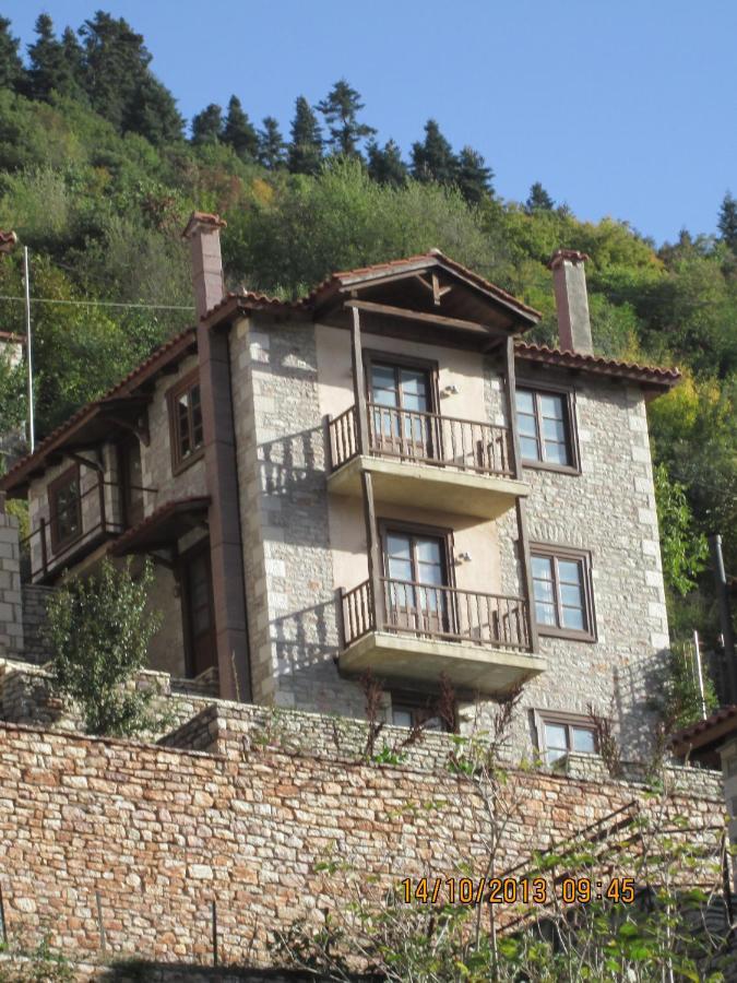 Villa Korfes-Κορφές Τριώροφη Βίλα Για Οικογένειες Και Παρέες 卡尔派尼西翁 外观 照片